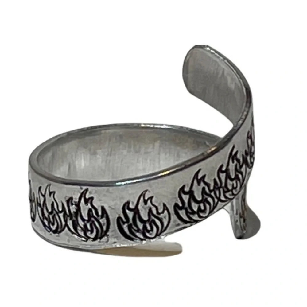 Handmade ring hand